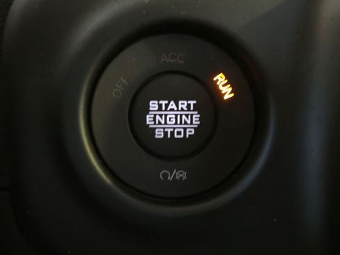 Used 2023 Jeep Wrangler Unlimited Sport AWD/4WD image 16