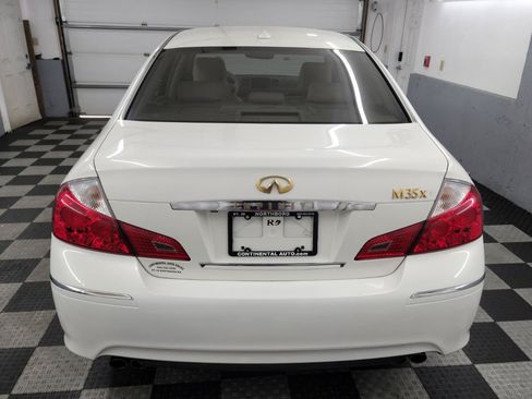 Used 2010 INFINITI M35 x w/ Technology Pkg AWD/4WD image 4