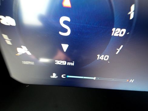 Used 2026 Chevrolet Silverado 1500 ZR2 image 24