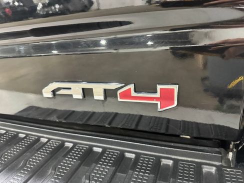 Used 2019 GMC Sierra 1500 AT4 w/ AT4 Premium Package AWD/4WD image 32