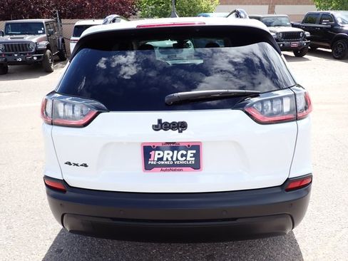Used 2023 Jeep Cherokee Altitude Lux AWD/4WD image 3
