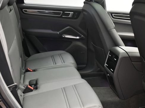 New 2026 Porsche Panamera 4S AWD/4WD image 31