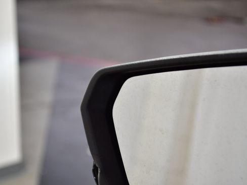 Used 2024 GMC Terrain SLE image 18