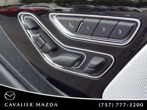 Used 2023 Lincoln Aviator Grand Touring w/ Equipment Group 301A AWD/4WD image 28
