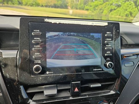 Used 2024 Toyota Camry SE image 25