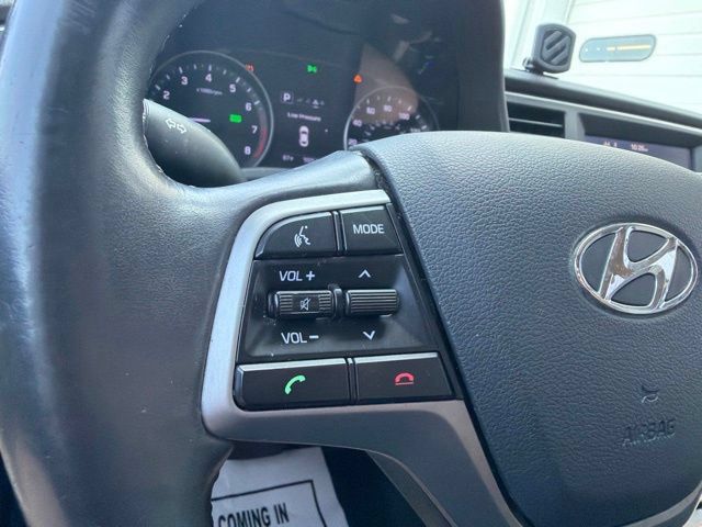 Used 2017 Hyundai Elantra Value Edition FWD image 27