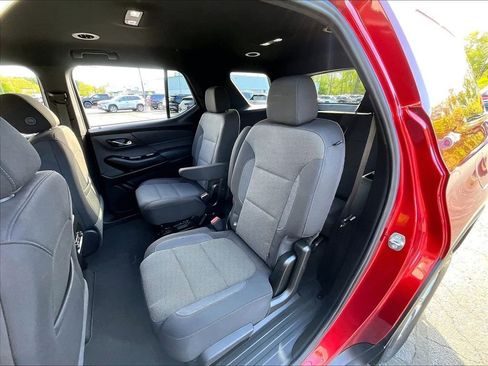 Used 2023 Chevrolet Traverse LT AWD/4WD image 14