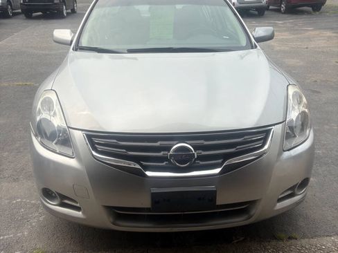 Used 2010 Nissan Altima 2.5 S FWD image 4