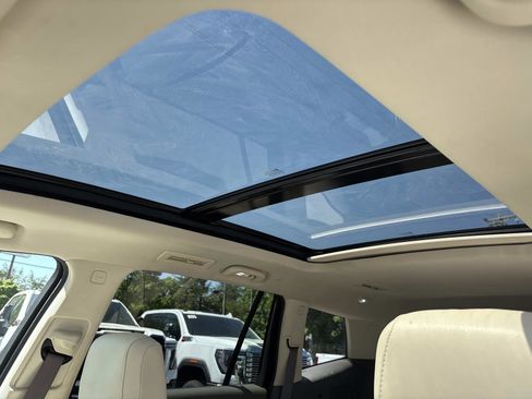 Used 2021 Cadillac XT6 Premium Luxury image 17