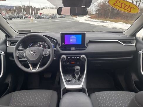 Used 2023 Toyota RAV4 XLE image 22