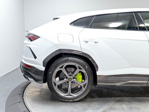 Used 2020 Lamborghini Urus AWD/4WD image 20