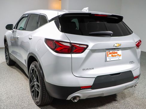 Used 2022 Chevrolet Blazer LT image 9