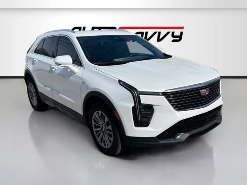 Used 2024 Cadillac XT4 Premium Luxury w/ Cold Weather Package FWD image 1