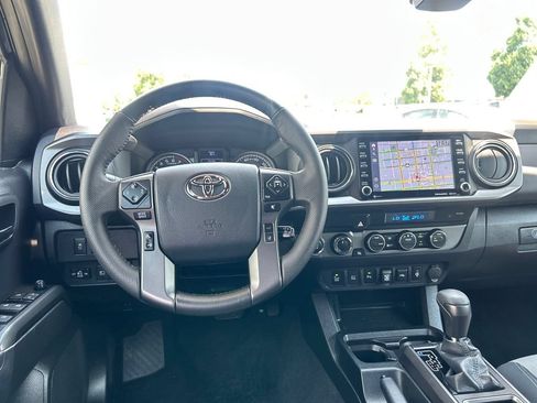 Certified 2023 Toyota Tacoma TRD Off-Road w/ Advanced Technology Package AWD/4WD image 14