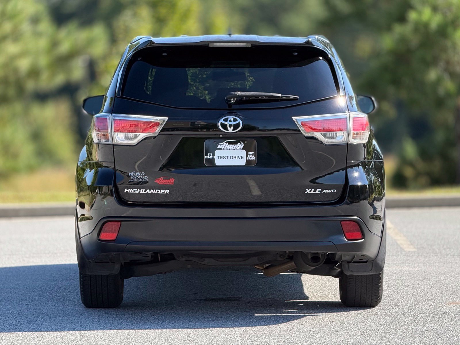 Used 2015 Toyota Highlander XLE AWD/4WD image 6