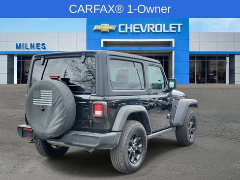 Used 2022 Jeep Wrangler Sport AWD/4WD image 5