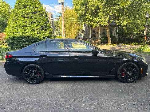 Used 2022 BMW M550i xDrive AWD/4WD image 44