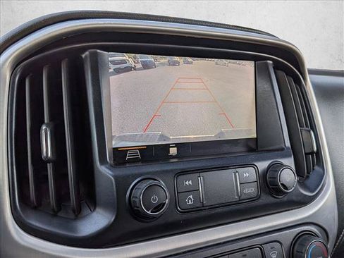 Used 2019 GMC Canyon SLE AWD/4WD image 12