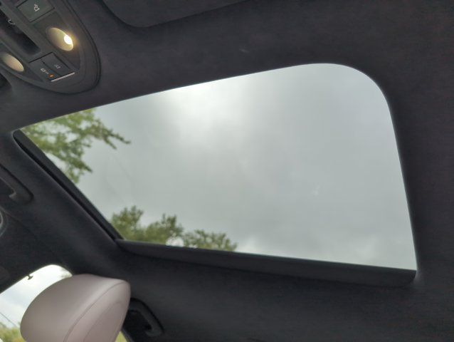 Used 2022 Genesis G70 3.3T RWD image 20