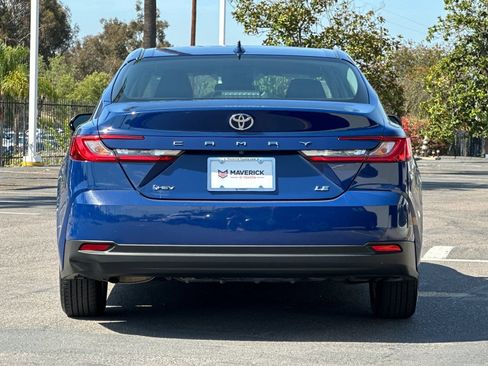 Used 2025 Toyota Camry LE FWD image 4