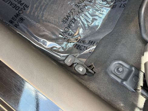 Used 2012 Hyundai Accent GLS w/ Premium Pkg 3 FWD image 13