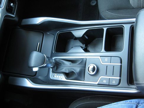 Used 2021 Kia Sorento LX image 18