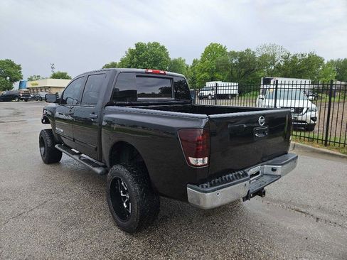 Used 2013 Nissan Titan SV w/ SV Value Truck Pkg AWD/4WD image 5