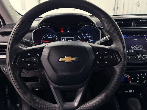 Used 2021 Chevrolet TrailBlazer LT FWD image 27