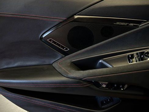 Used 2024 Chevrolet Corvette Stingray Premium Cpe w/ Z51 Performance Package RWD image 16