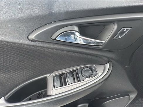 Used 2024 Chevrolet Malibu LT image 17