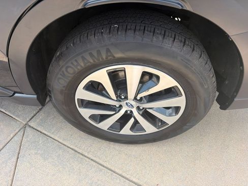 Used 2023 Subaru Outback Premium AWD/4WD image 10