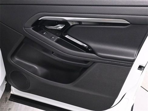 Used 2021 Land Rover Range Rover Evoque S image 18