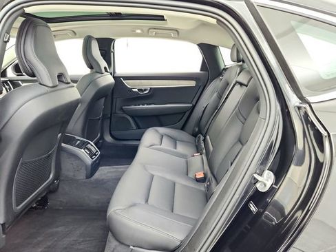 Certified 2023 Volvo S90 B6 Plus w/ Protection Package Premier image 30