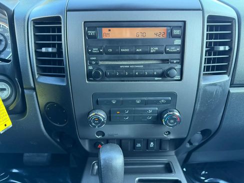 Used 2012 Nissan Titan SV w/ SV Value Truck Pkg RWD image 22