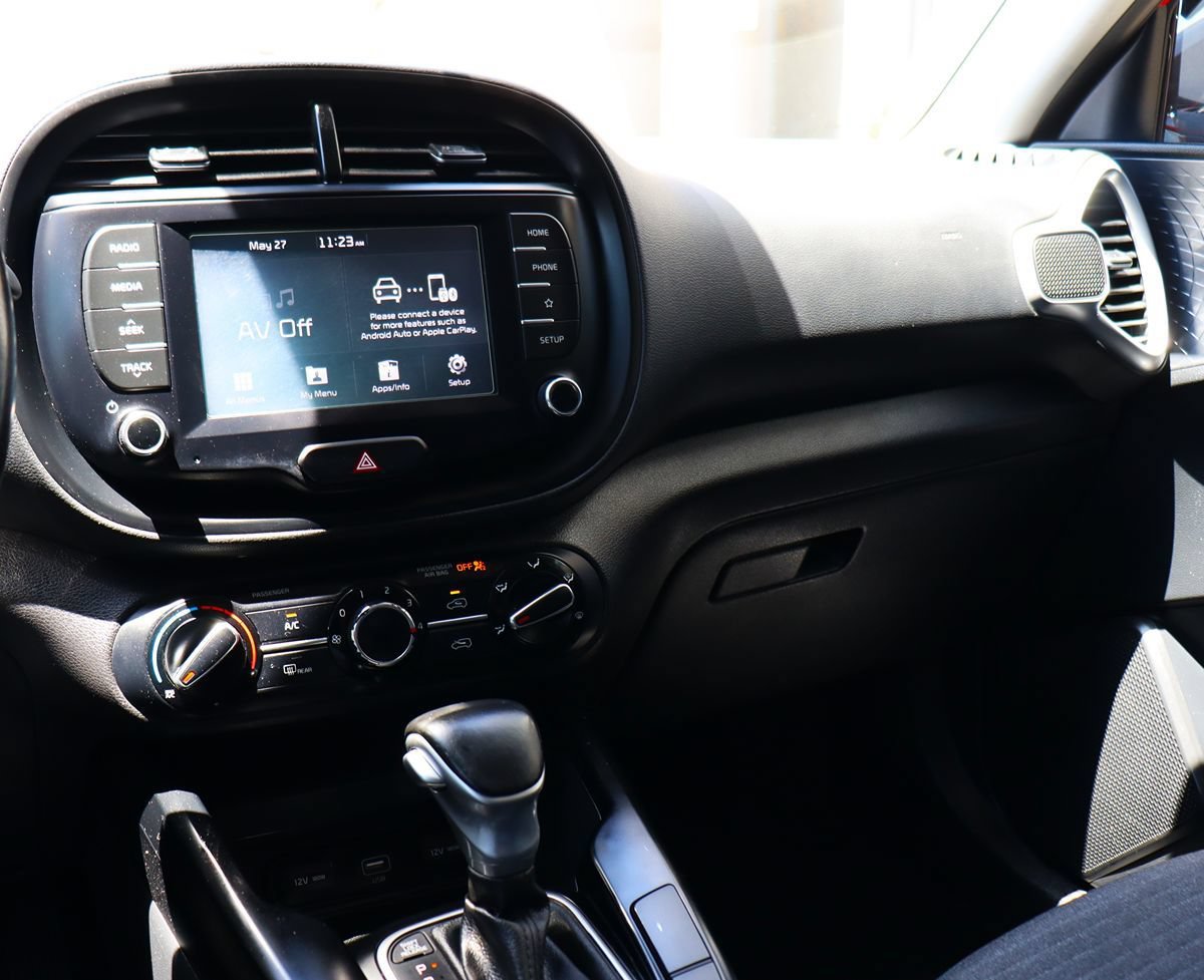 Used 2020 Kia Soul GT-Line FWD image 44