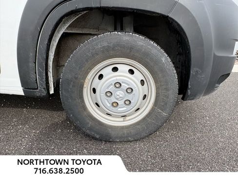 Used 2020 RAM ProMaster 2500 w/ Interior Convenience Group image 11