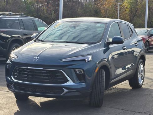 Certified 2025 Buick Encore GX Preferred image 4