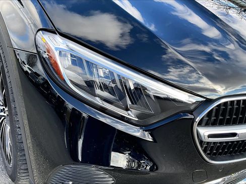 Used 2025 Mercedes-Benz GLC 300 image 27