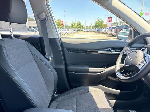 New 2026 Kia Seltos S FWD image 12