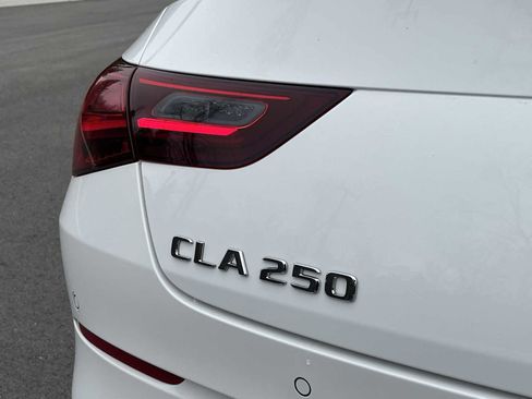 Used 2025 Mercedes-Benz CLA 250 4MATIC image 22