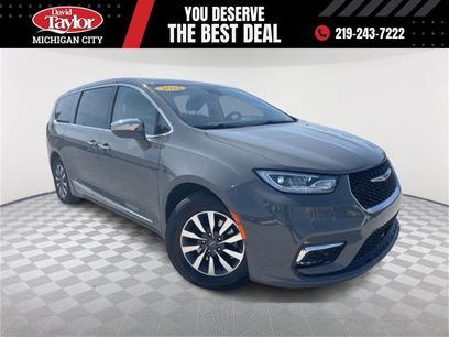 Used 2022 Chrysler Pacifica Limited