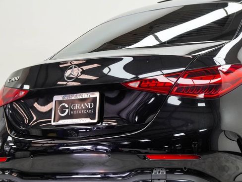Used 2024 Mercedes-Benz C 300 Sedan image 13