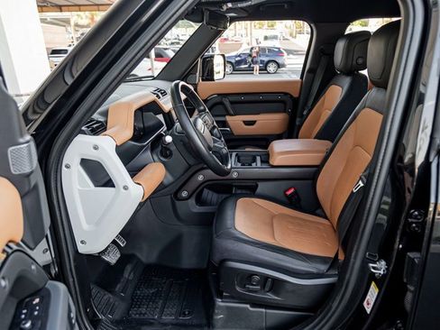 Used 2020 Land Rover Defender 110 X image 14