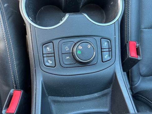 Used 2020 GMC Terrain SLT w/ Preferred Package image 31