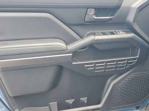 Certified 2025 Toyota 4Runner SR5 image 39