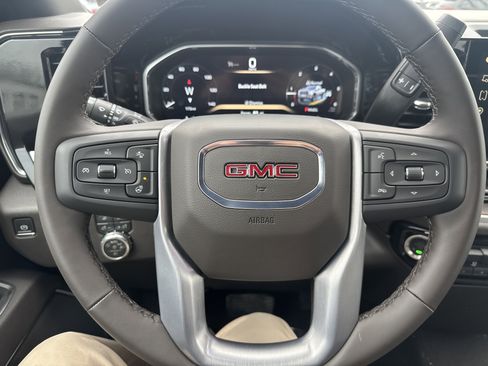 New 2026 GMC Sierra 2500 SLT image 18