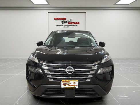 Used 2024 Nissan Rogue SV FWD image 2