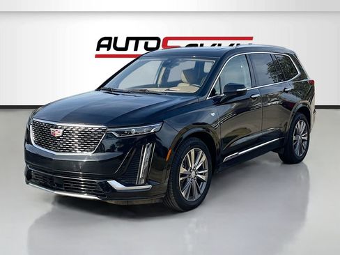 Used 2024 Cadillac XT6 Premium Luxury w/ Platinum Package FWD image 3