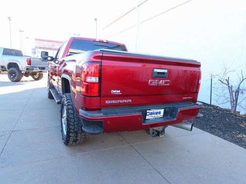 Used 2018 GMC Sierra 2500 Denali w/ Duramax Plus Package image 6