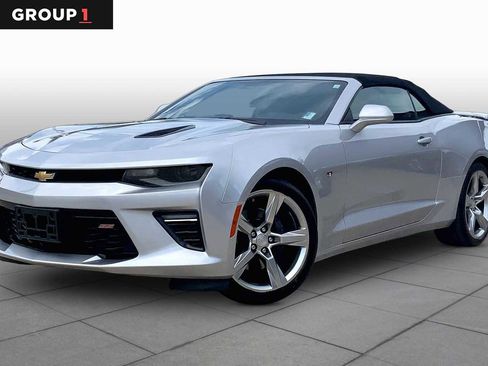 Used 2017 Chevrolet Camaro SS RWD image 1